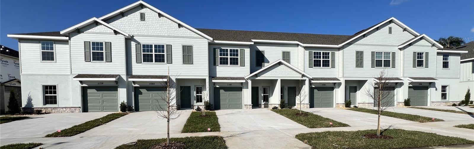 Photo one of 11714 Blackbrook Ct Seffner FL 33584 | MLS TB8320055