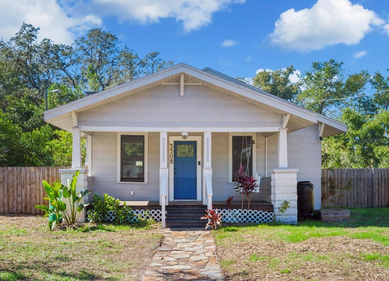 Photo one of 3508 N Dartmouth Ave Tampa FL 33603 | MLS TB8325531