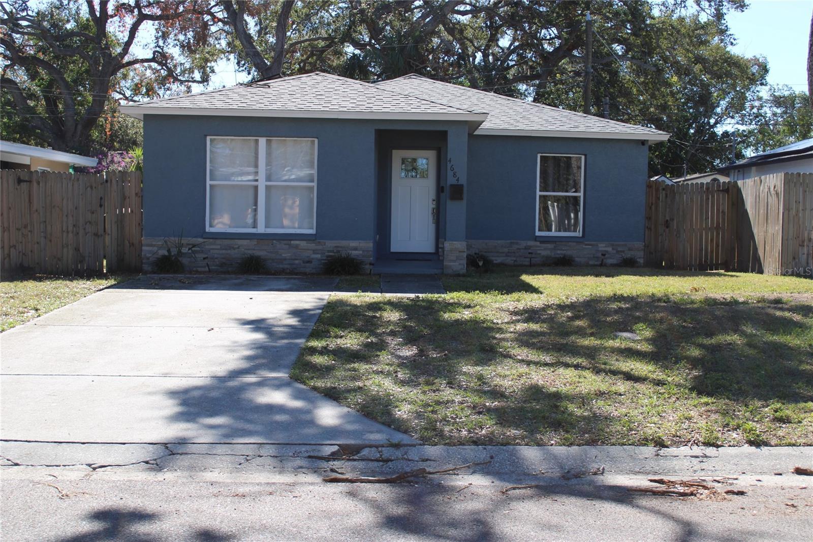 Photo one of 4684 25Th S Ave St Petersburg FL 33711 | MLS TB8337674