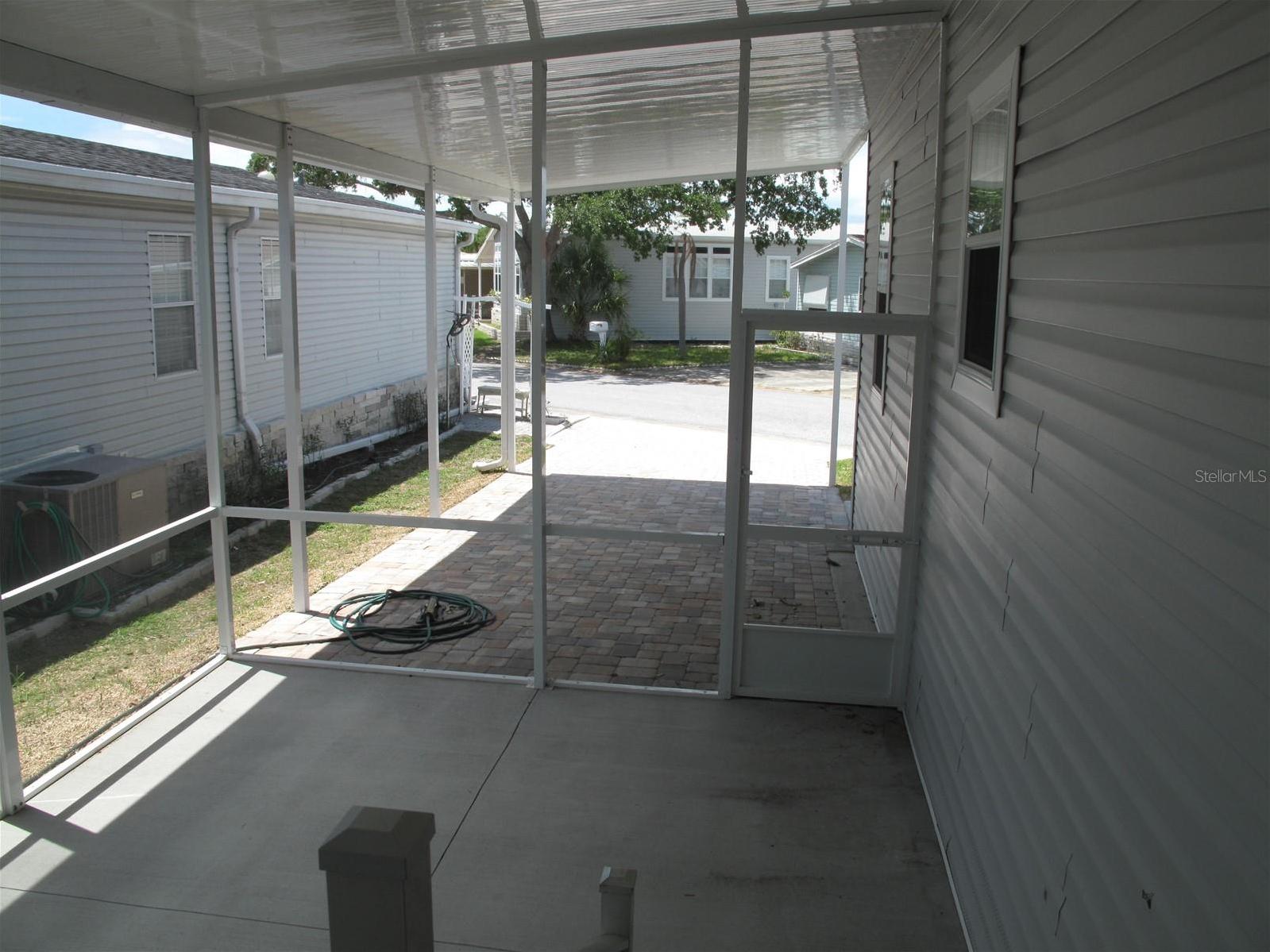 Photo #12