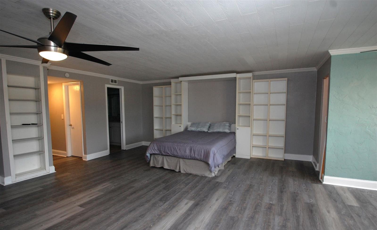 Photo #32