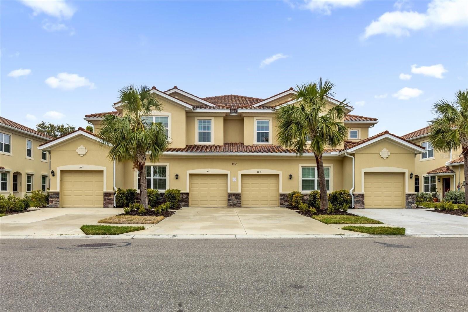 Photo one of 8332 Enclave Way # 101 Sarasota FL 34243 | MLS TB8341537