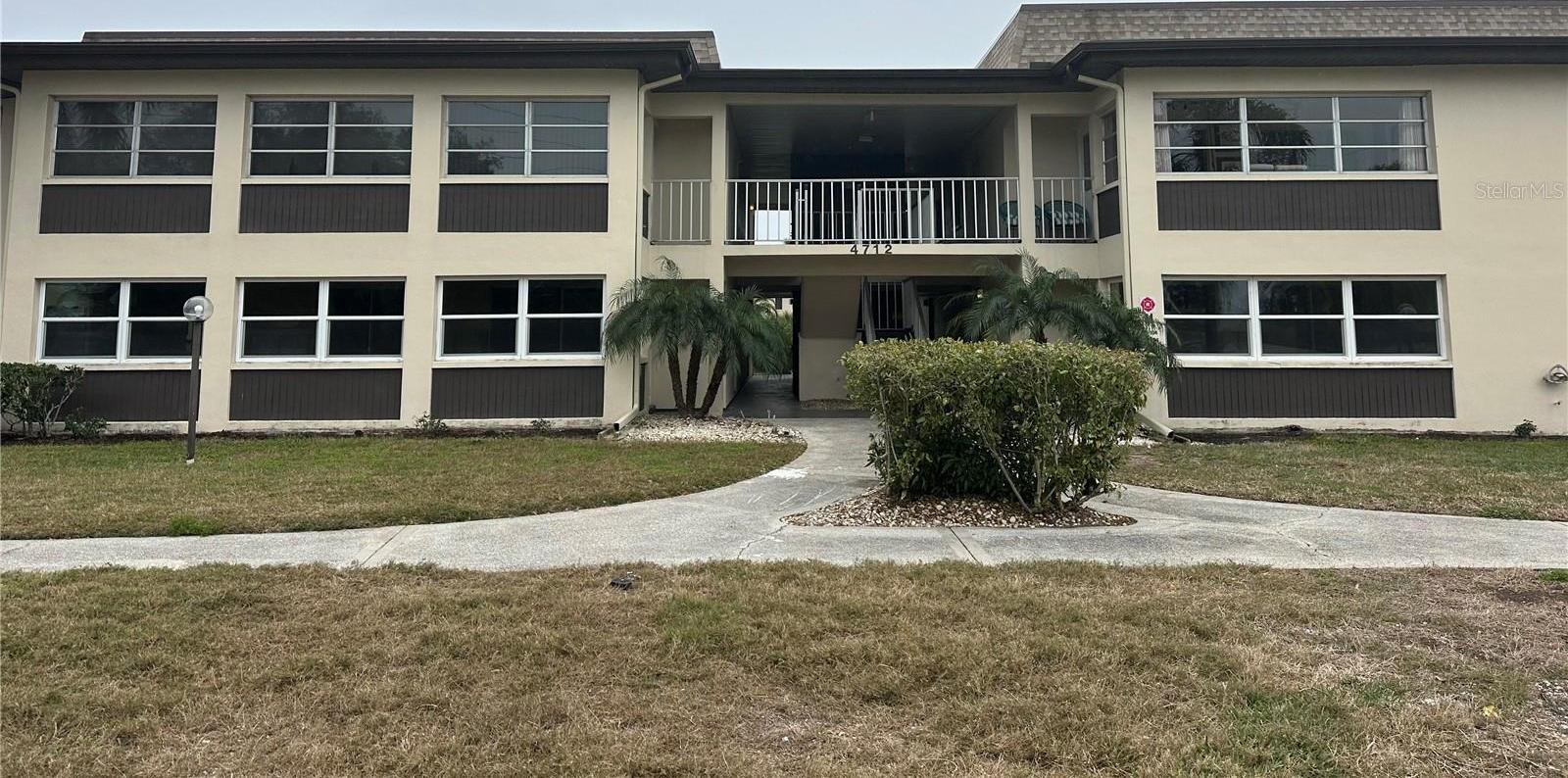 Photo one of 4712 Marine Pkwy # 103 New Port Richey FL 34652 | MLS TB8342652