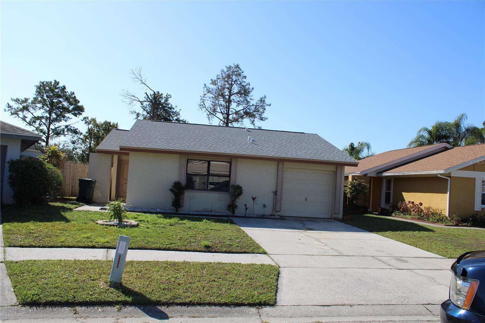 Photo one of 10611 Fairfield Village Dr Tampa FL 33624 | MLS TB8342702