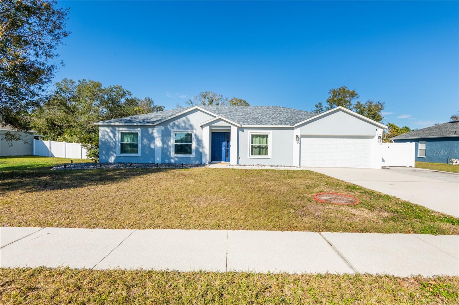 Photo one of 6516 Clair Shore Dr Apollo Beach FL 33572 | MLS TB8342921