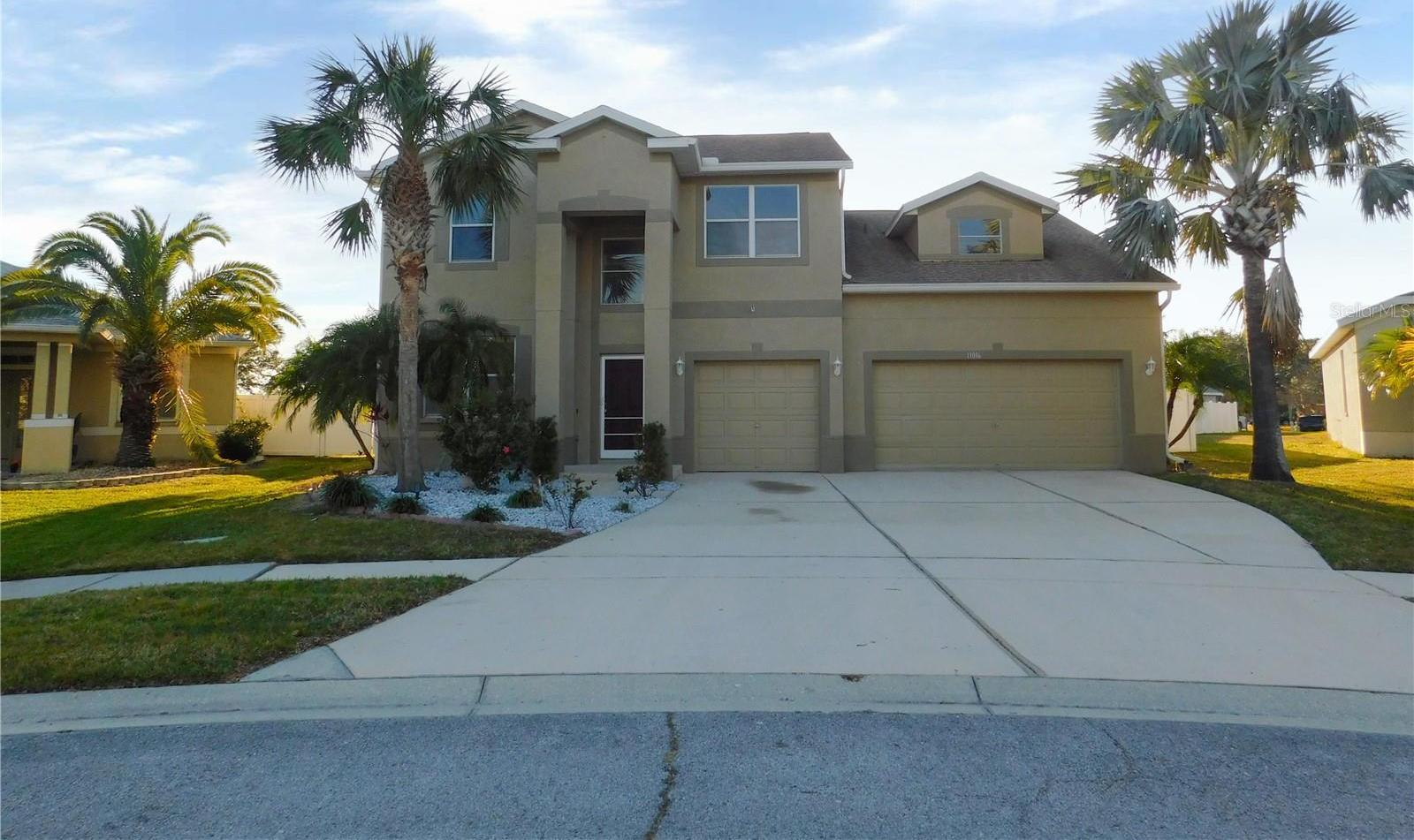 Photo one of 11016 Holly Cone Dr Riverview FL 33569 | MLS TB8345537