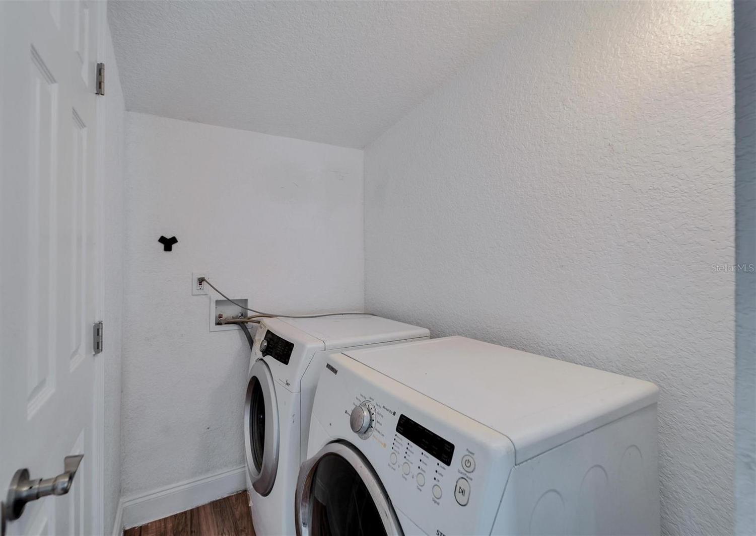 Photo #33