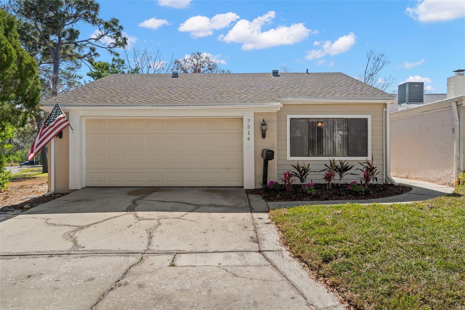 Photo one of 7514 Rocky Point Dr Hudson FL 34667 | MLS W7872377