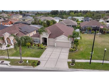 Single-Gathering home with a two-car garage and spacious yard at 315 19Th Nw St, Ruskin, FL 33570