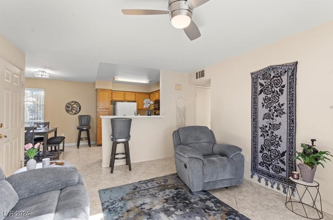 Photo one of 3425 E Russell Rd # 240 Las Vegas NV 89120 | MLS 2639579