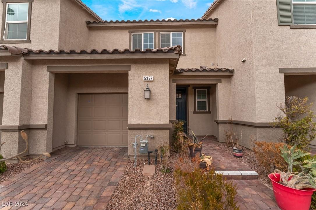 Photo one of 5372 Silver Branch Ave Las Vegas NV 89118 | MLS 2640963