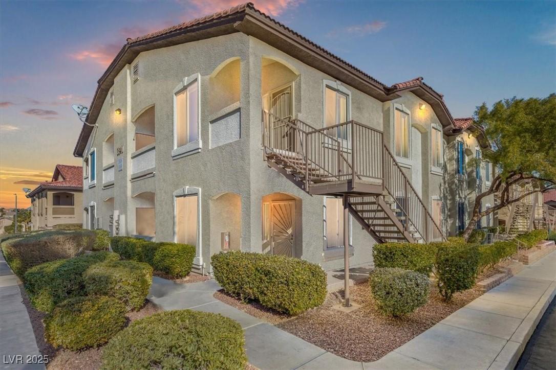Photo one of 3540 Cactus Shadow St # 201 Las Vegas NV 89129 | MLS 2645451