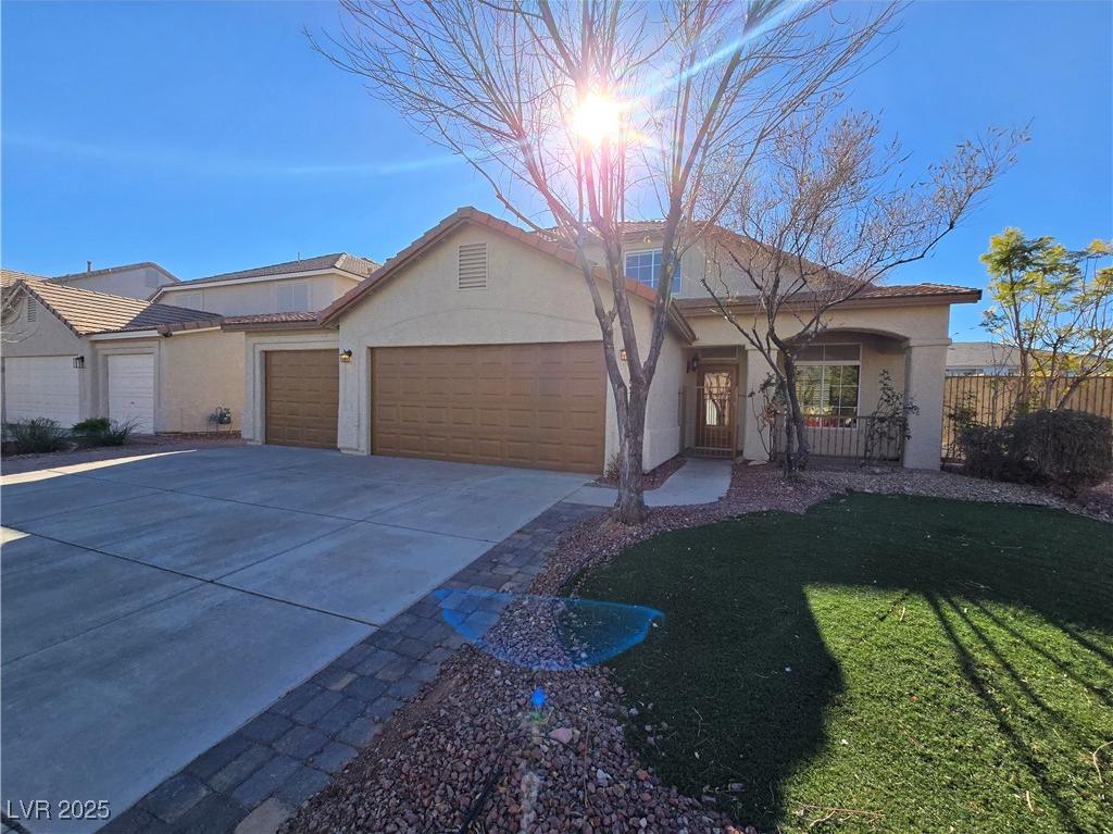 Photo one of 865 Gleamstar Ave Las Vegas NV 89123 | MLS 2647574