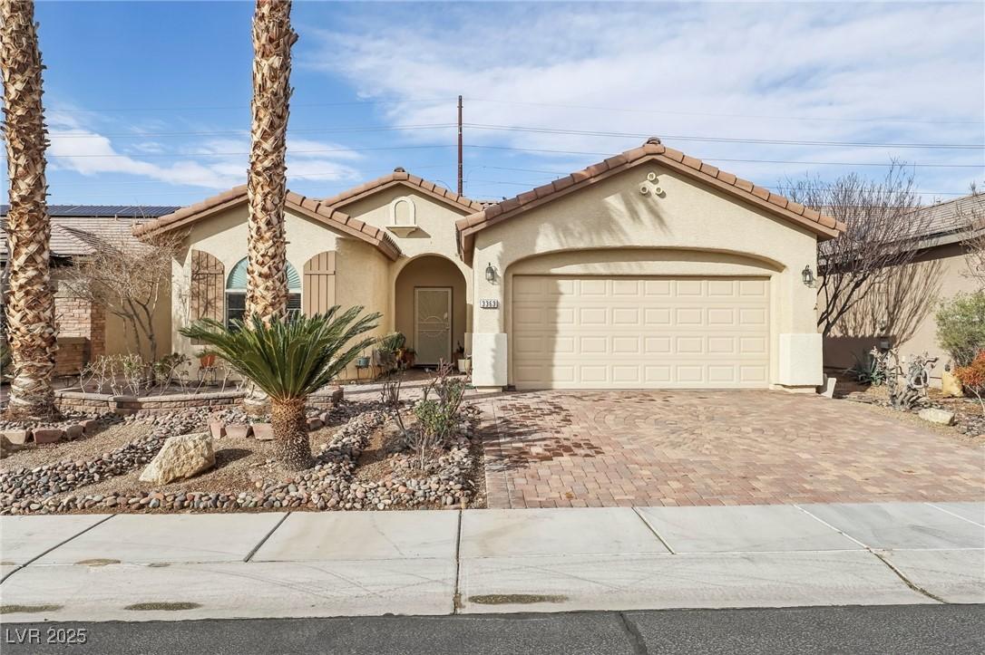 Photo one of 3363 Blue Ribbon Downs St Las Vegas NV 89122 | MLS 2647938