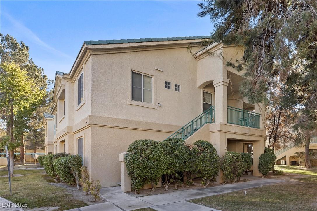 Photo one of 5155 W Tropicana Ave # 2123 Las Vegas NV 89103 | MLS 2648334