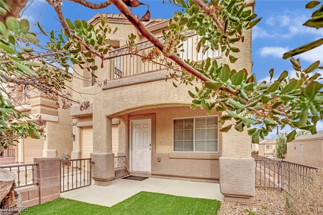 Photo one of 10424 Wyatt Earp Ct Las Vegas NV 89129 | MLS 2651424