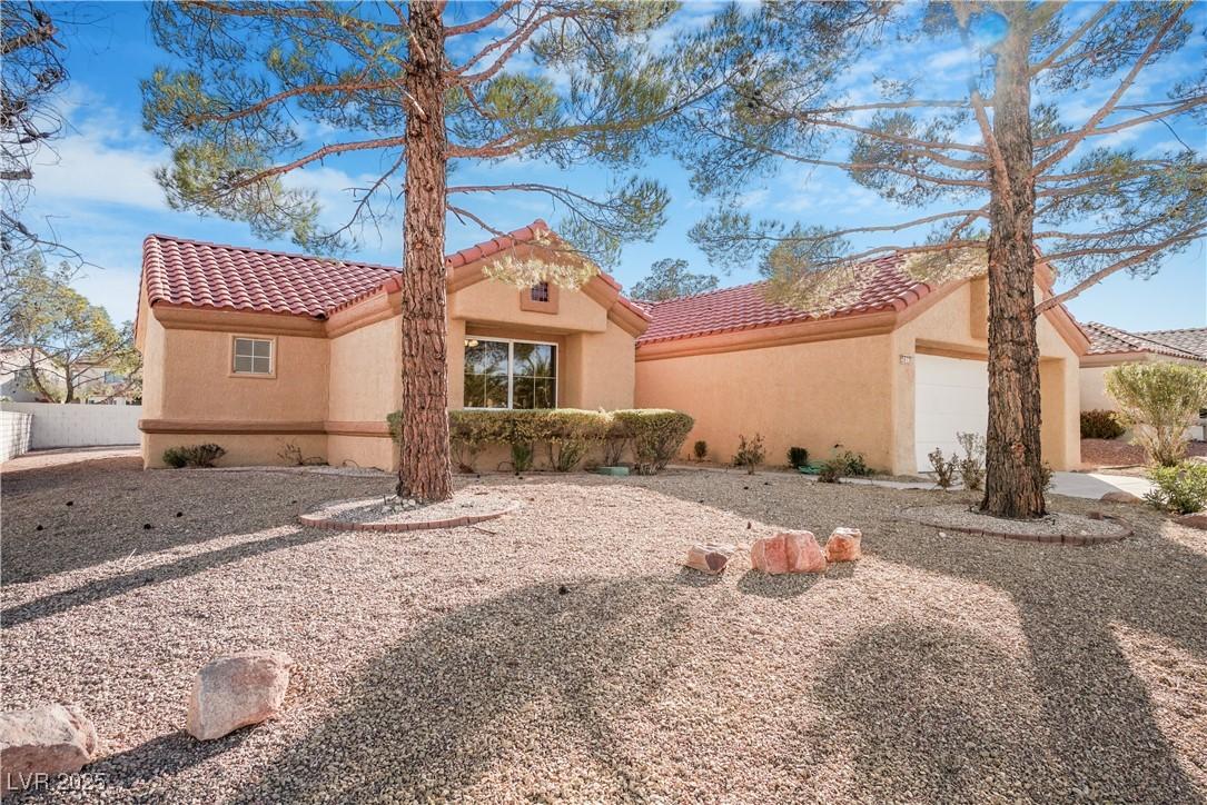 Photo one of 2612 Springridge Dr Las Vegas NV 89134 | MLS 2654302