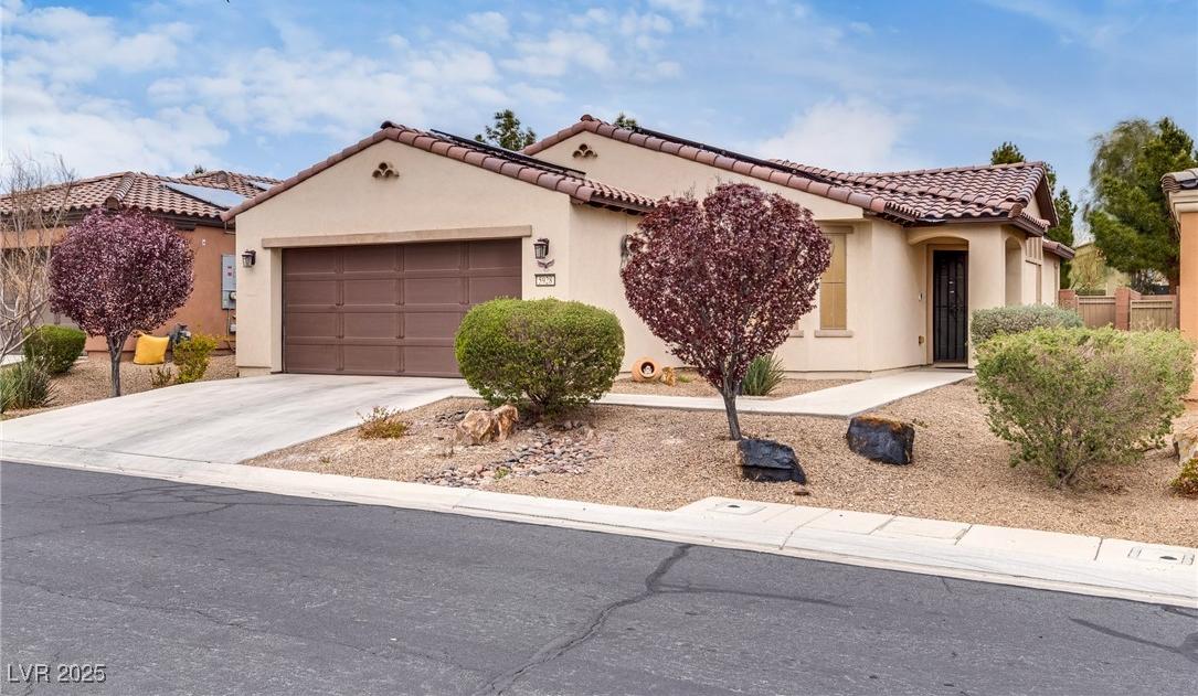 Photo one of 5928 Radiance Park St North Las Vegas NV 89081 | MLS 2656087