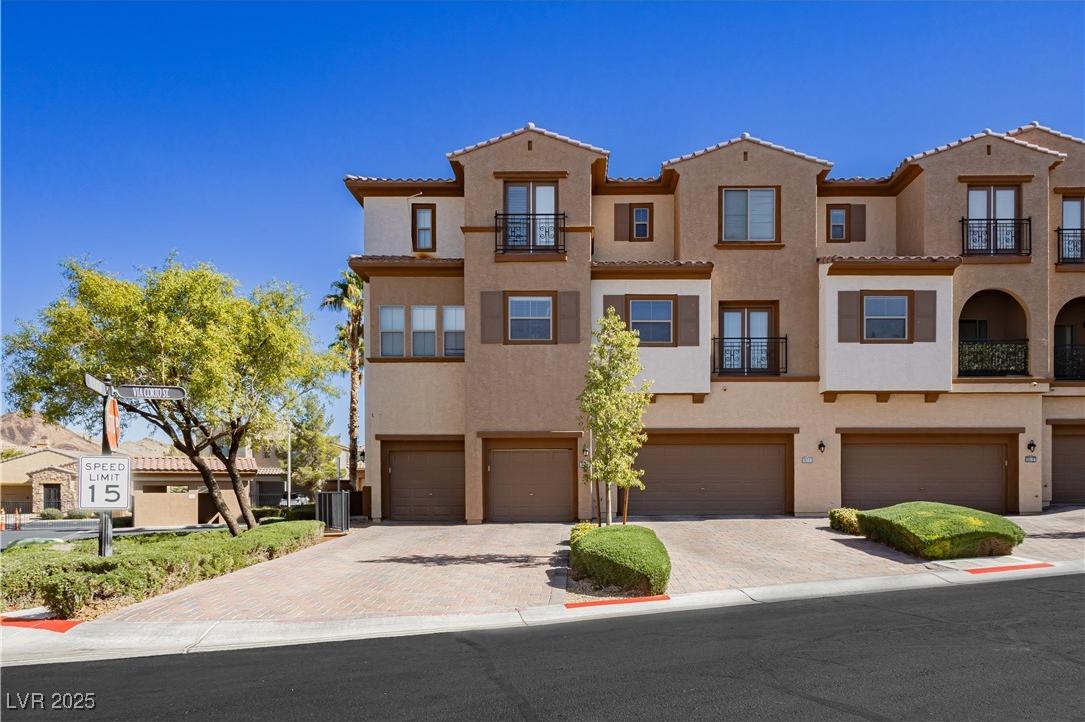 Photo one of 1092 Via Corto St Henderson NV 89011 | MLS 2658491