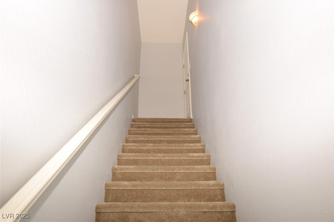 Photo #33