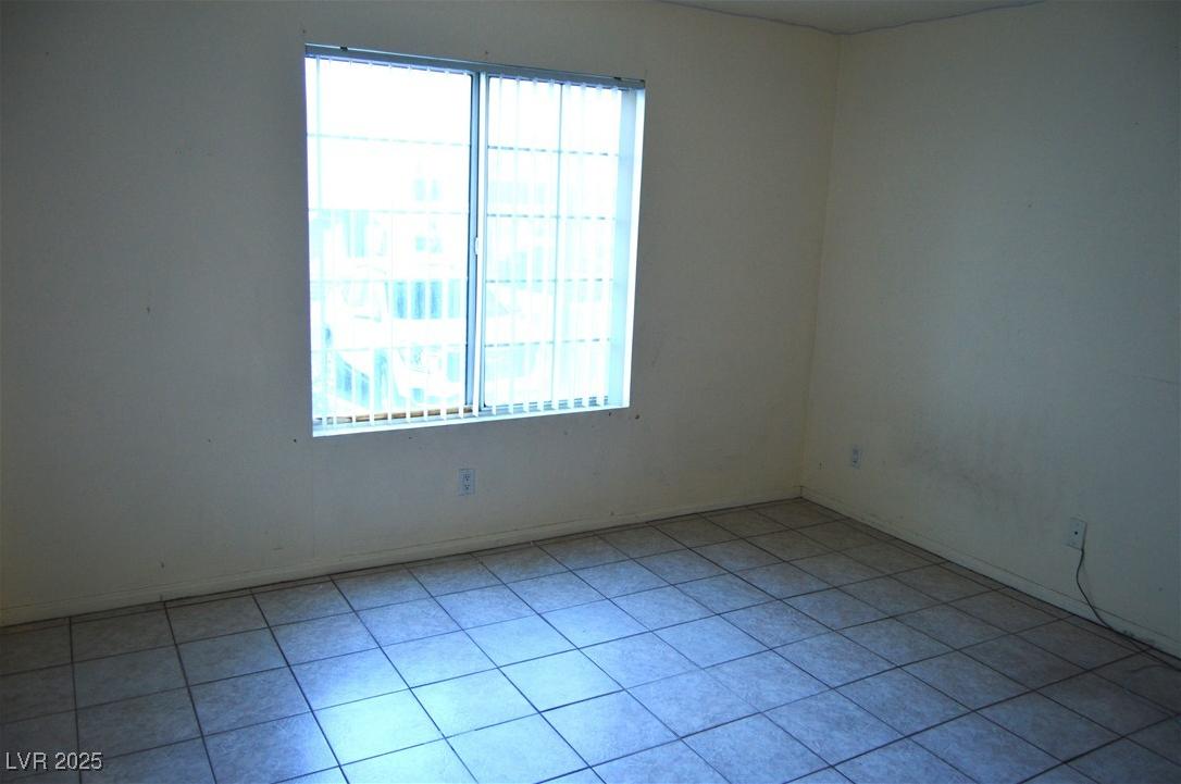 Photo #5