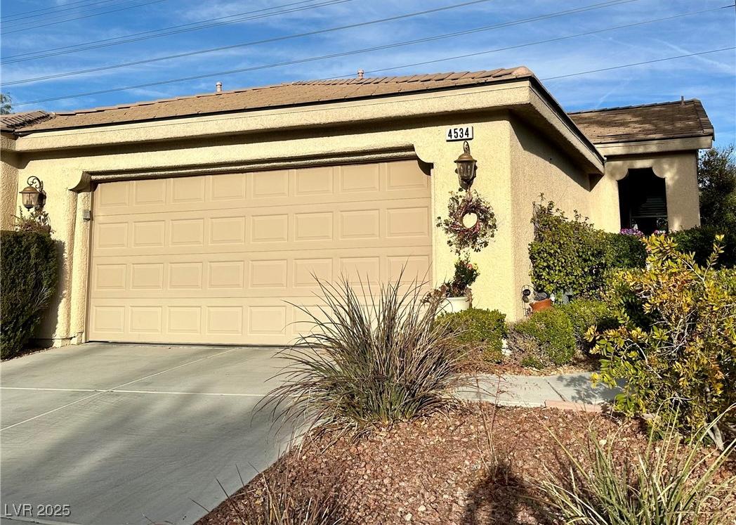 Photo one of 4534 Regalo Bello St Las Vegas NV 89135 | MLS 2665911