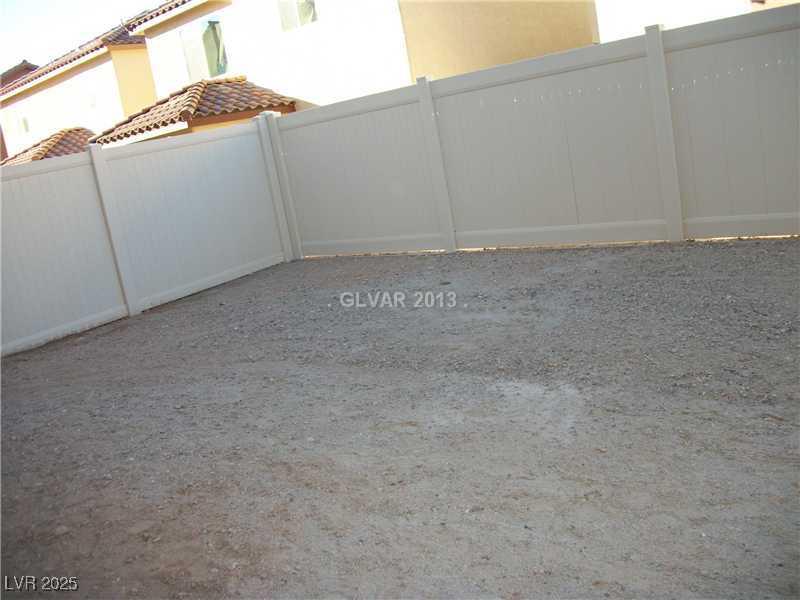 Photo #10