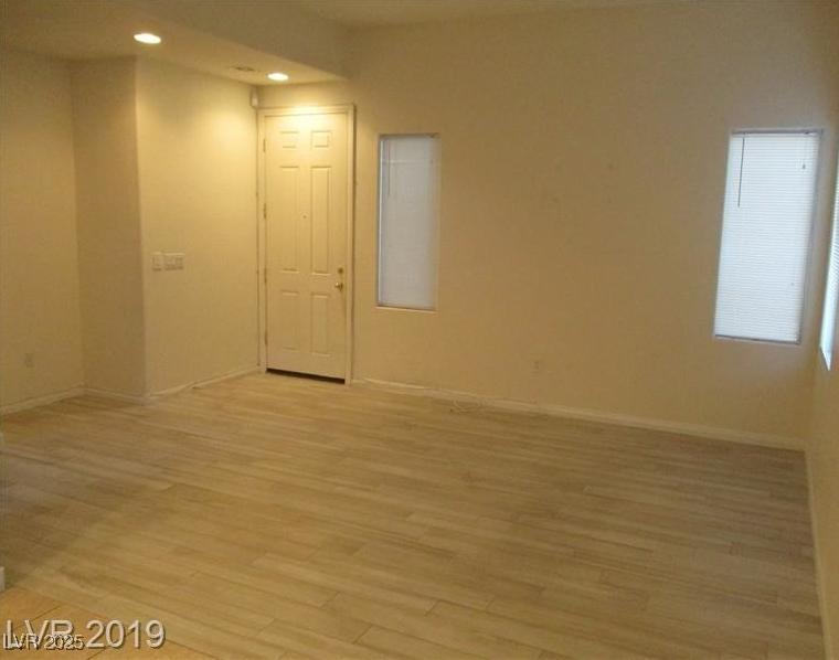 Photo #4