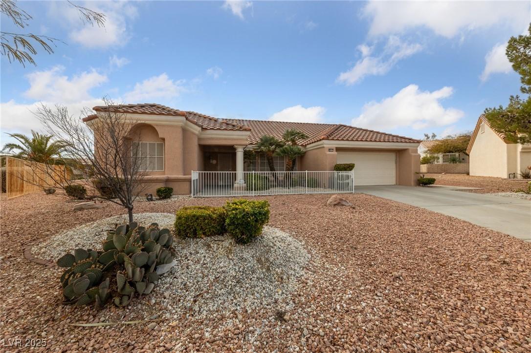 Photo one of 9917 Arbuckle Dr Las Vegas NV 89134 | MLS 2667118