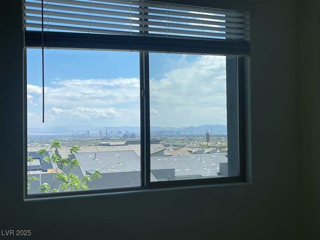 Photo #15
