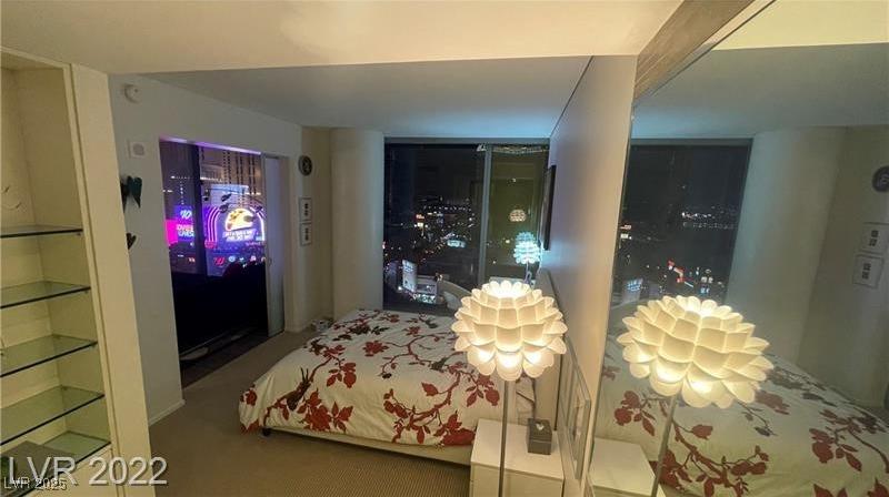 Photo #12