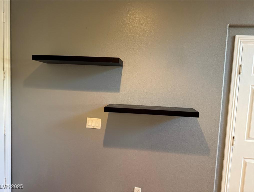 Photo #4