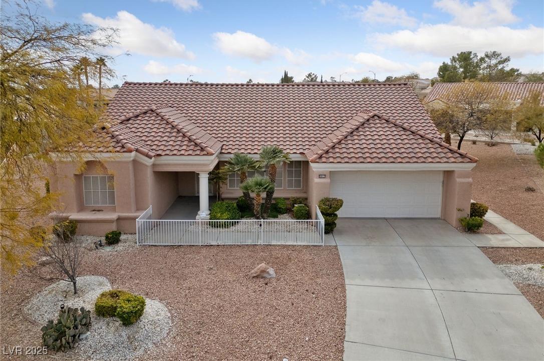 Photo one of 9917 Arbuckle Dr Las Vegas NV 89134 | MLS 2673558