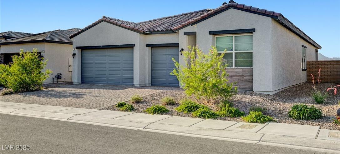 Photo one of 80 Brixton Ave Henderson NV 89011 | MLS 2674457
