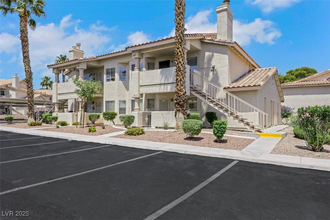 Photo one of 921 Sulphur Springs Ln # 201 Las Vegas NV 89128 | MLS 2675328