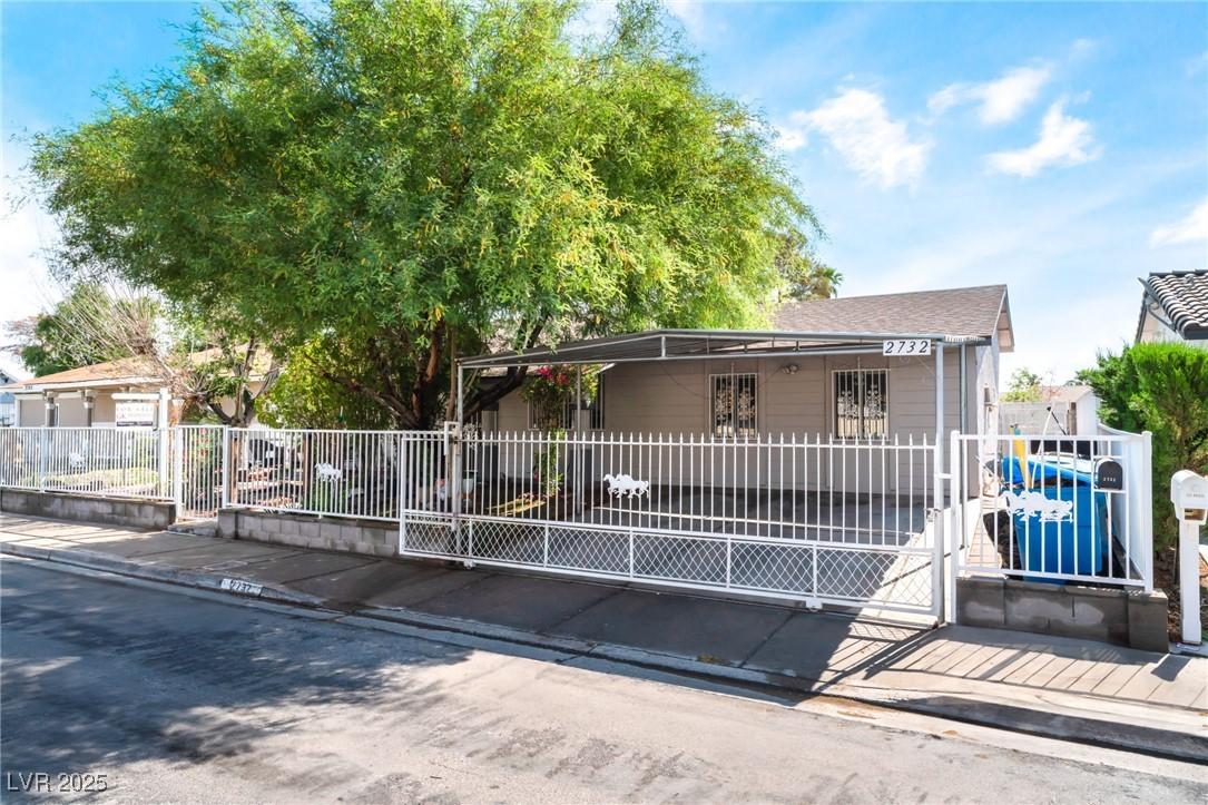 Photo one of 2732 Johannson Ln Las Vegas NV 89115 | MLS 2677385