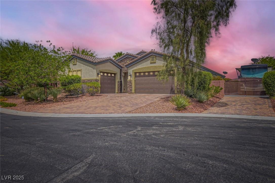 Photo one of 8732 Kendall Brook Cir Las Vegas NV 89149 | MLS 2677637