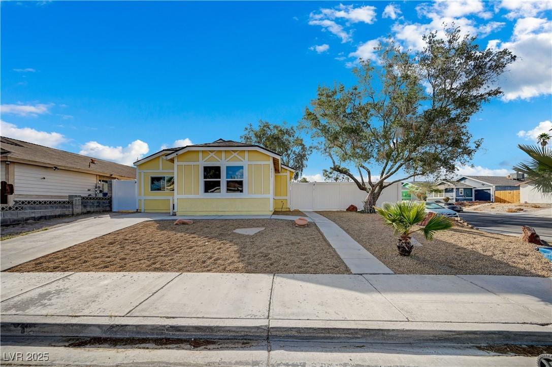Photo one of 4419 Fairmont Cir Las Vegas NV 89147 | MLS 2679781