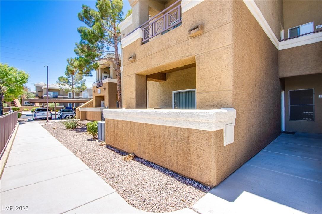 Photo one of 8070 W Russell Rd # 1028 Las Vegas NV 89113 | MLS 2679743
