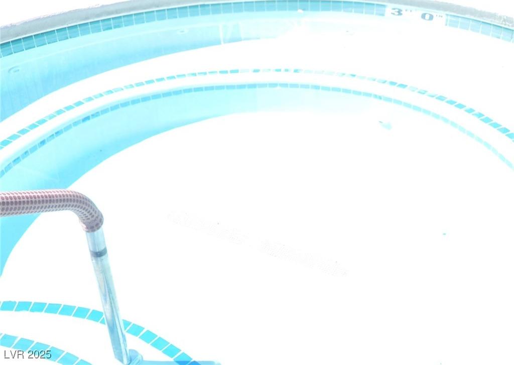 Photo #16