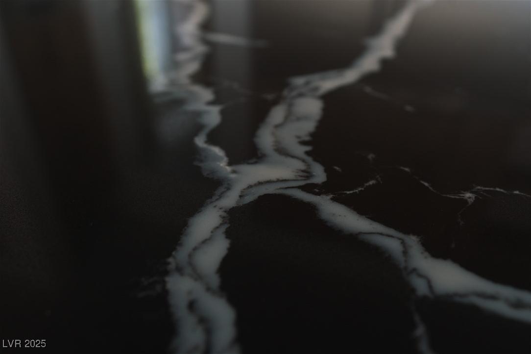 Photo #18