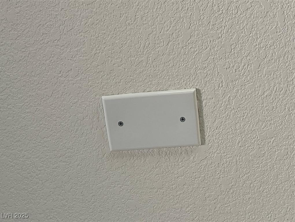 Photo #33