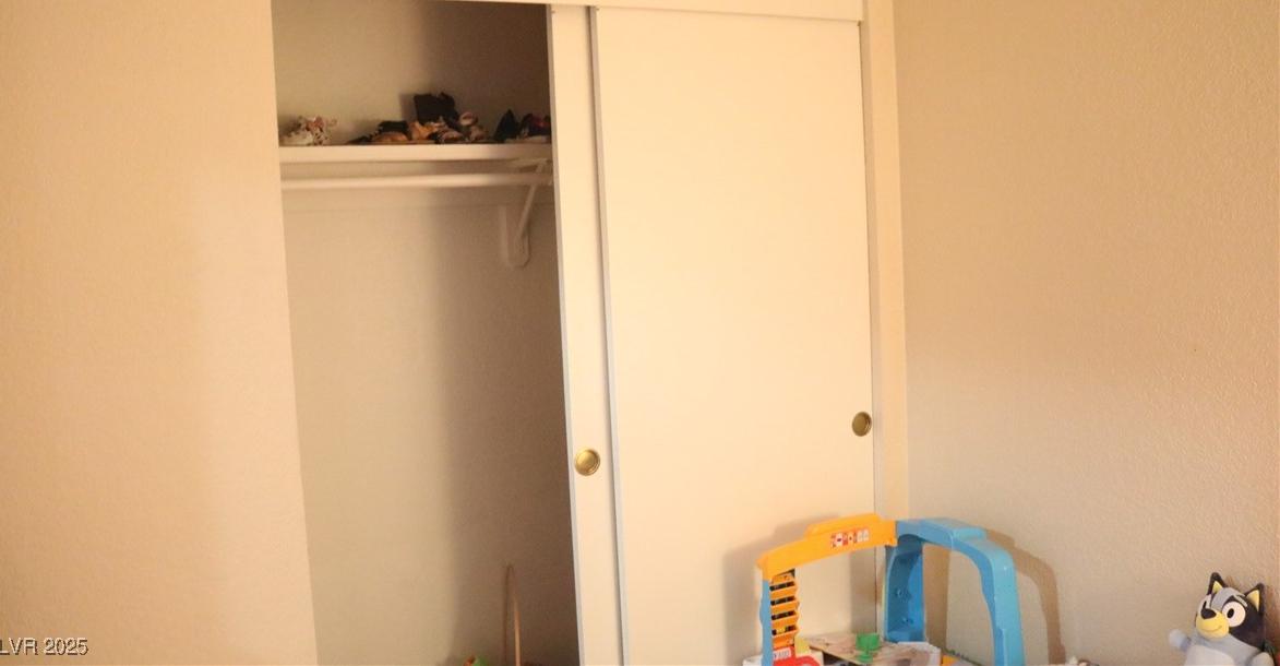 Photo #33