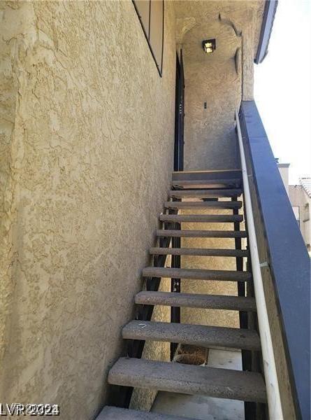 Photo #6