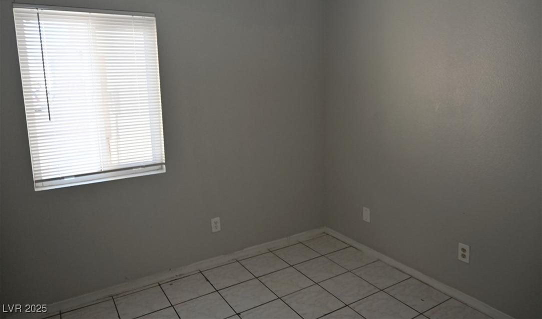 Photo #32