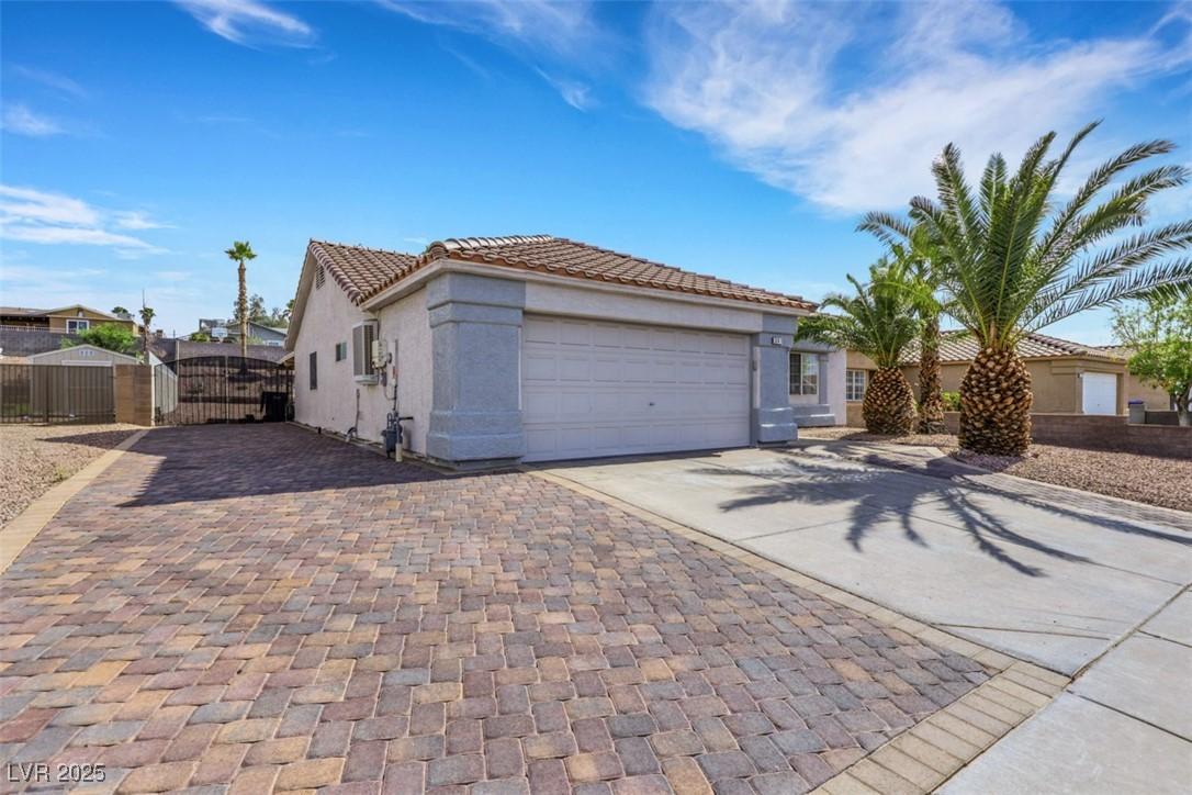 Photo one of 341 Waterwheel Falls Dr Henderson NV 89015 | MLS 2687909