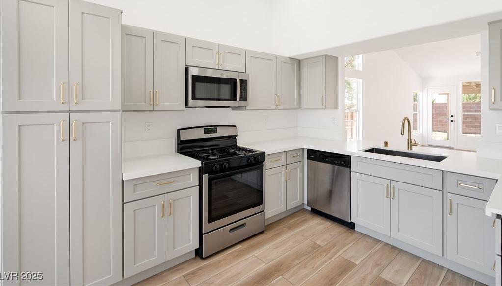 Photo one of 3622 Covewick Dr North Las Vegas NV 89032 | MLS 2690850