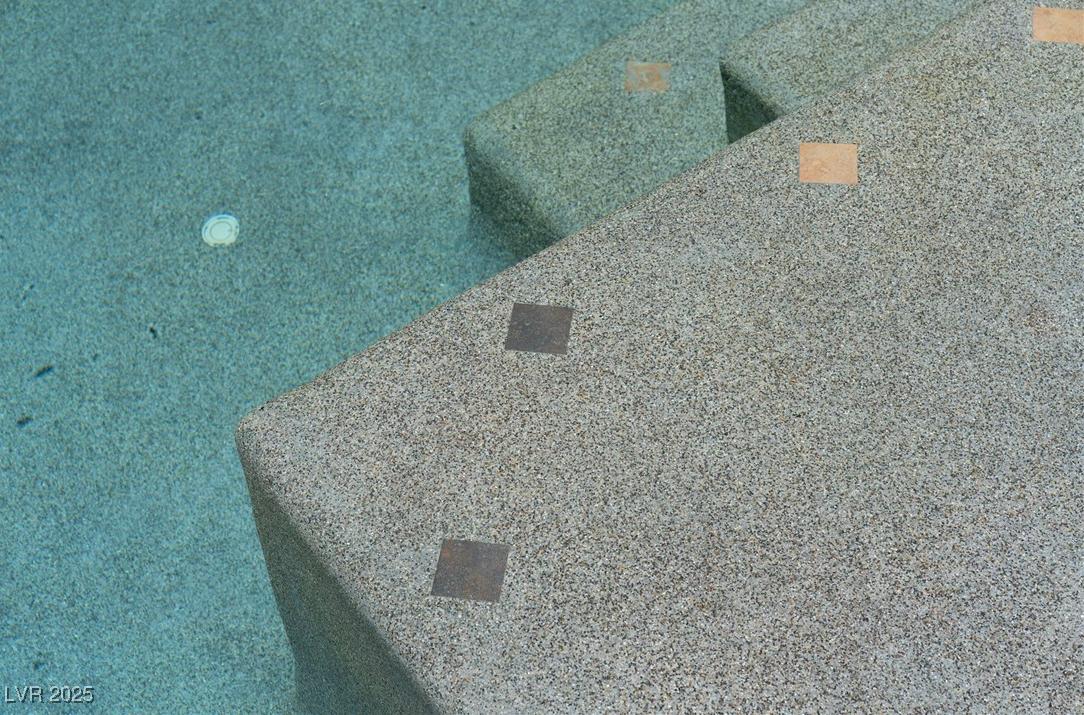 Photo #43