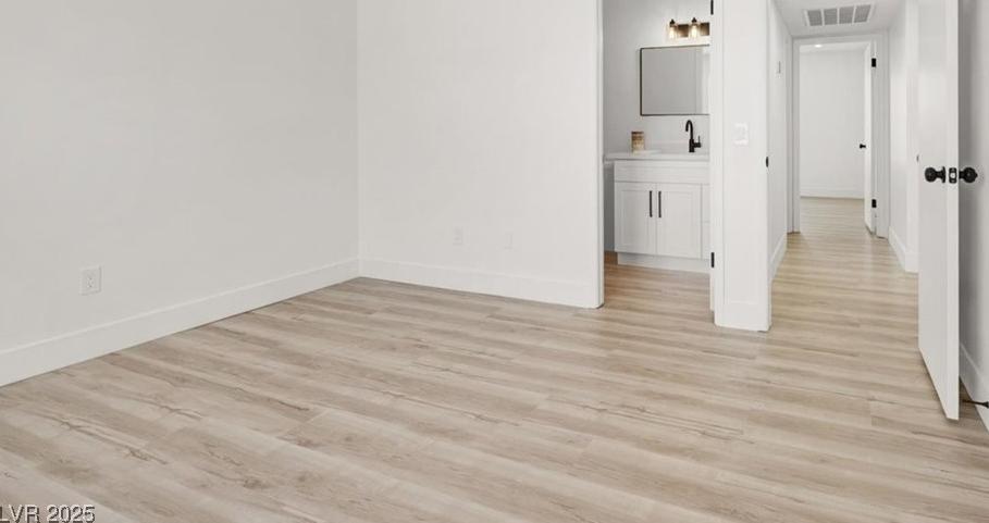 Photo #11